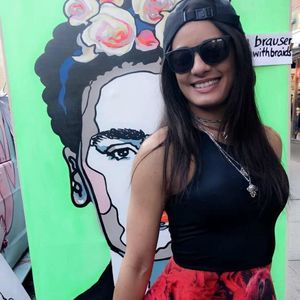 Meet your Posher, Laura